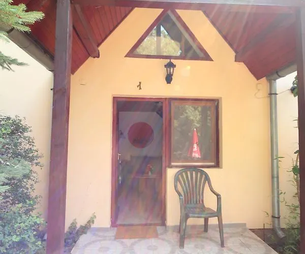 Elisabeth דירה בלטונללה